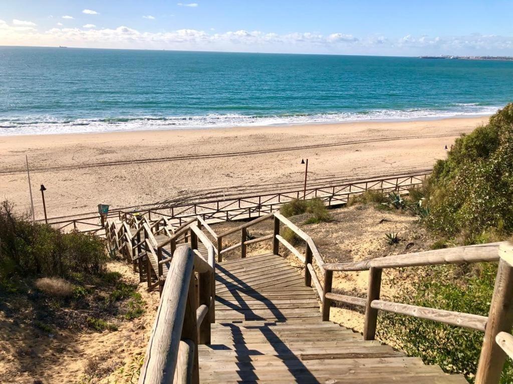 Gatu Premium Atico Sotavento Playa, Parking, Terraza, Piscinas, Wifi Y Aire Acc , " Preferente Mayores De 25 Anos Y Familias " El Puerto de Santa María Buitenkant foto
